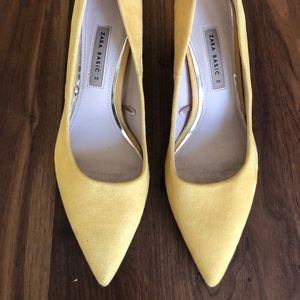 Zara Basic Mustard Block Heels